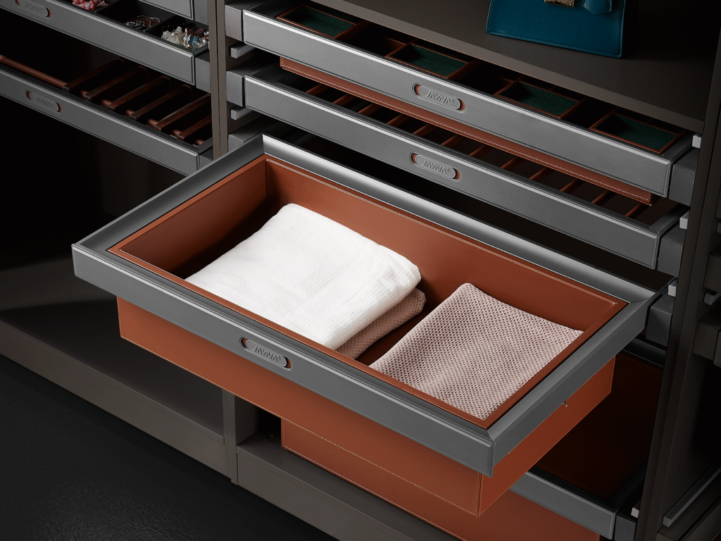 Muffy Series Central Basket