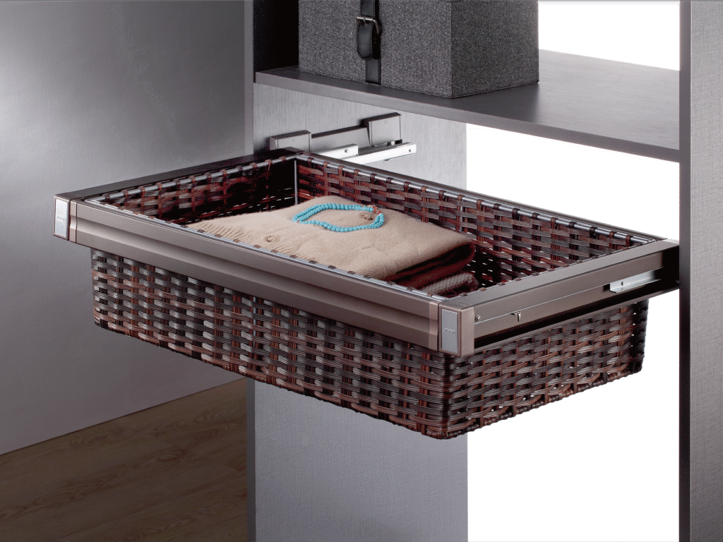 Nicola Rattan Basket